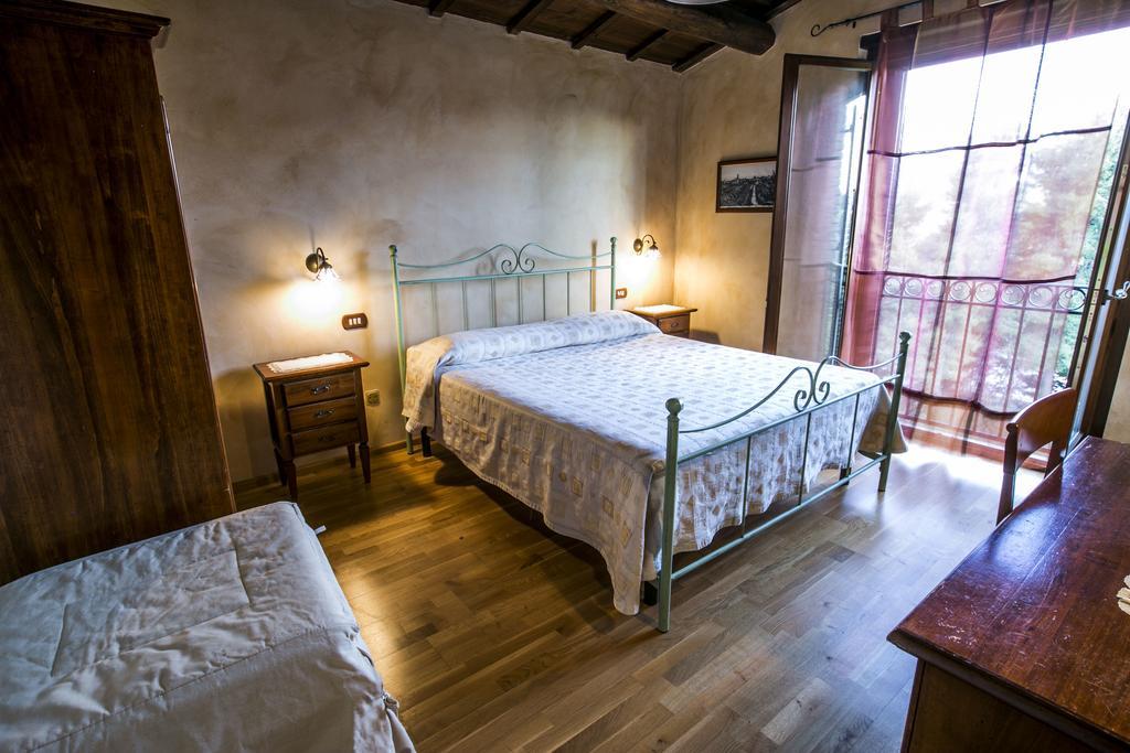Agriturismo Col Morino Bed & Breakfast Pineto Exterior photo